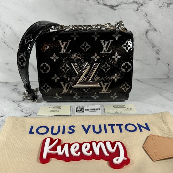 Louis Vuitton Python Twist Monogram Snakeskin Crossbody Bag PM Black/Silver LV - Picture 3 of 15